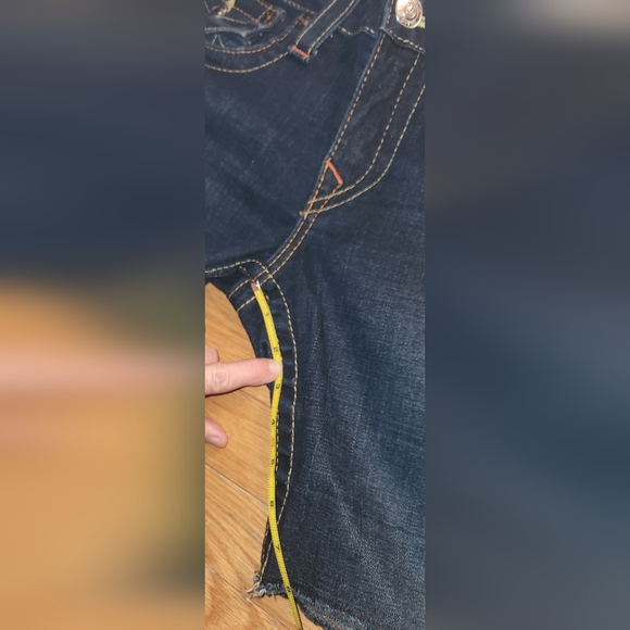 TRUE RELIGION SHORTS JULIE SIZE 32 LOW RISE SUPER CUTE CUTOFF STYLED - Picture 12 of 15